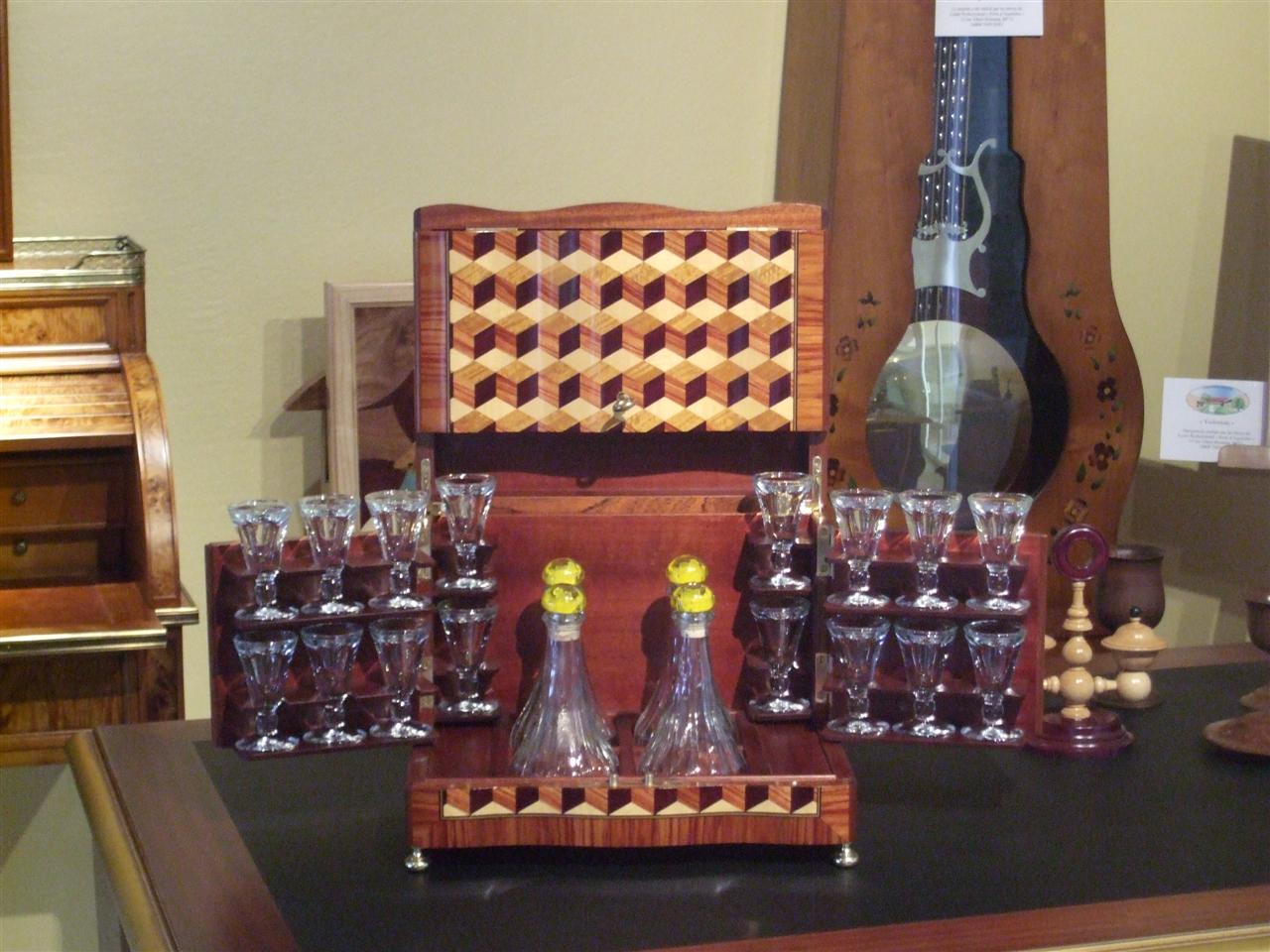 Cave à liqueurs